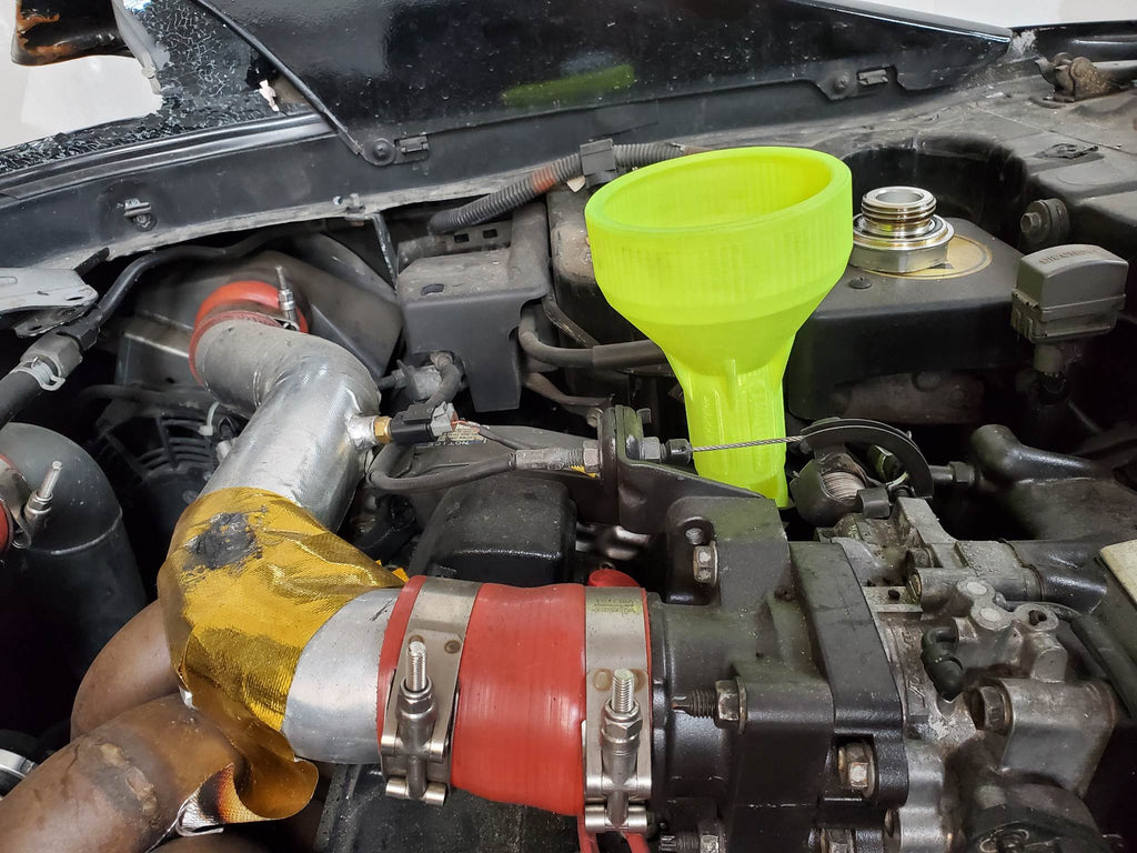 Fancy Speed Pour Oil Funnel (Toyota / Lexus) – AutoExtrude