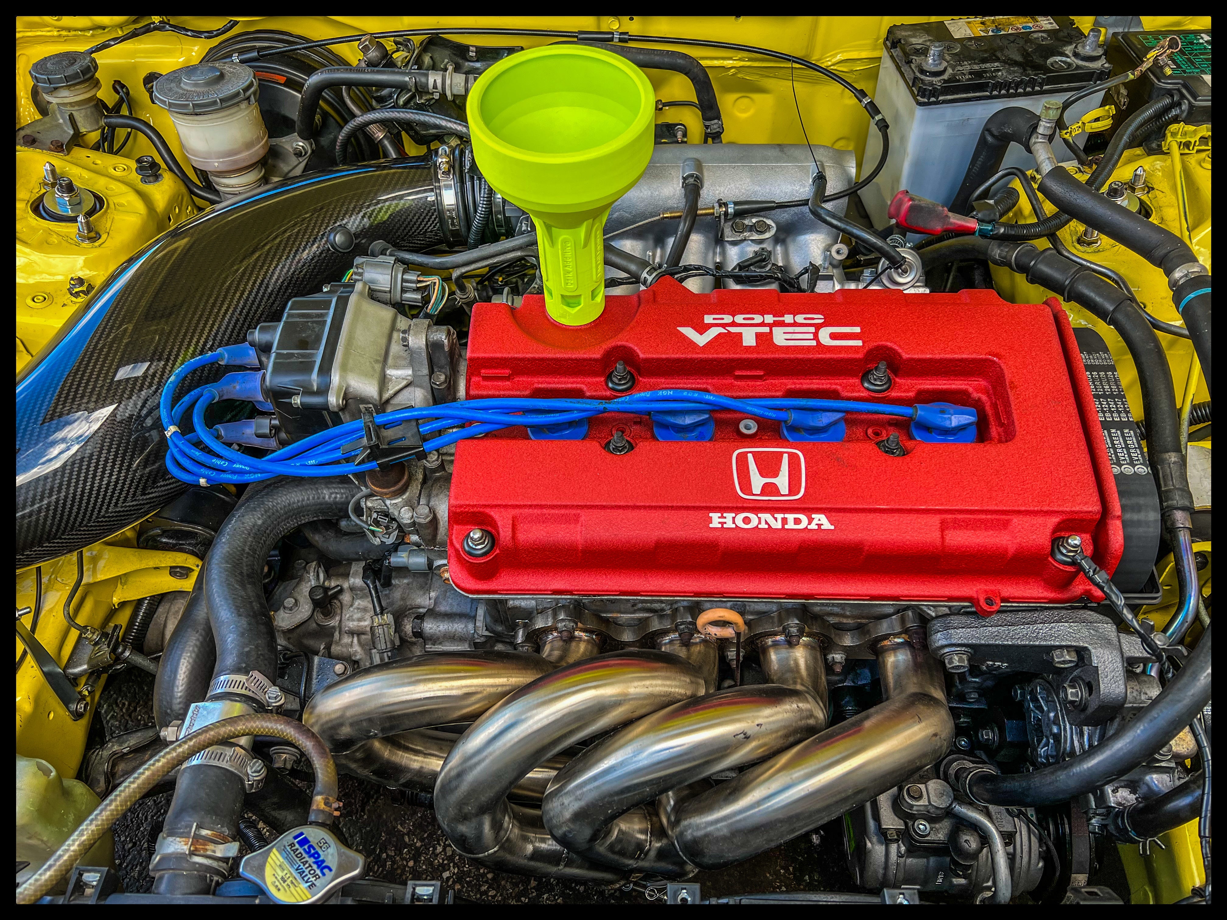 Fancy Speed Pour Oil Funnel (Honda / Acura) – AutoExtrude